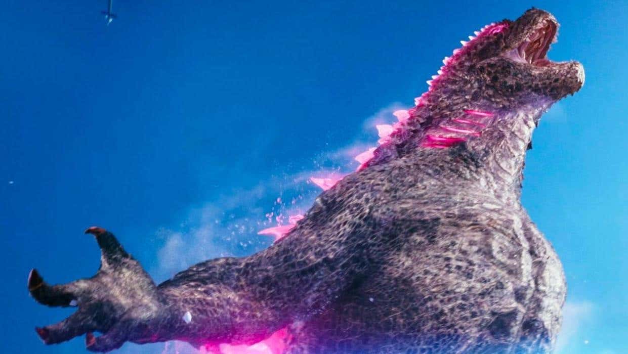 Une image pour un article intitulé Godzilla x Kong First Reactions propose de l'action Titanic et rien d'autre.