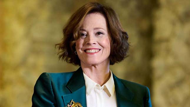 La legende de la science fiction Sigourney Weaver pourrait rejoindre lunivers