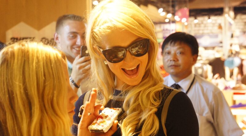 Le desastre choquant de Paris Hilton en 2012 retour
