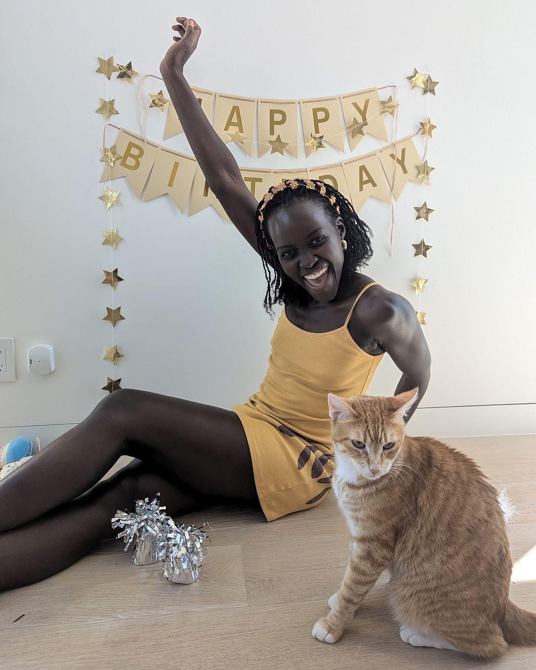 Lupita Nyong'o et son chat