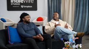 Rashad Frett, Stephan James Indiewire à Sundance, 2025, présenté par Dropbox dans le studio Indiewire le 25 janvier 2025 à Utahis Park City.